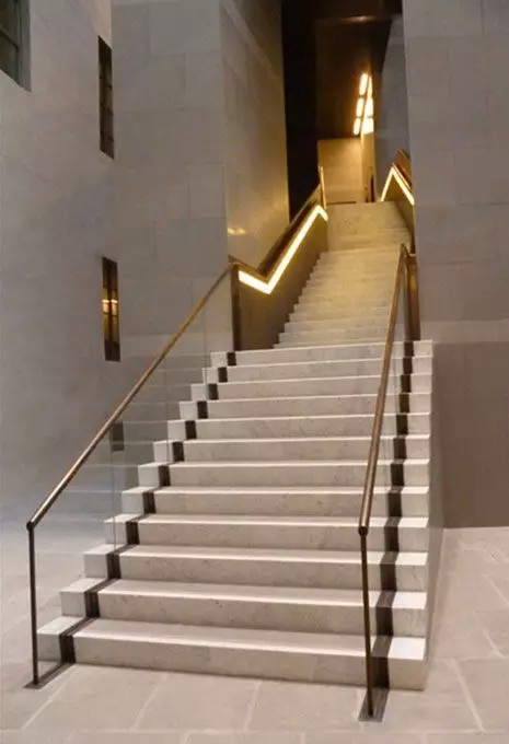 如果你家想步步高升，那得从楼梯设计开始